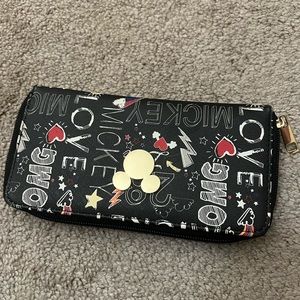 Zipper Disney Wallet